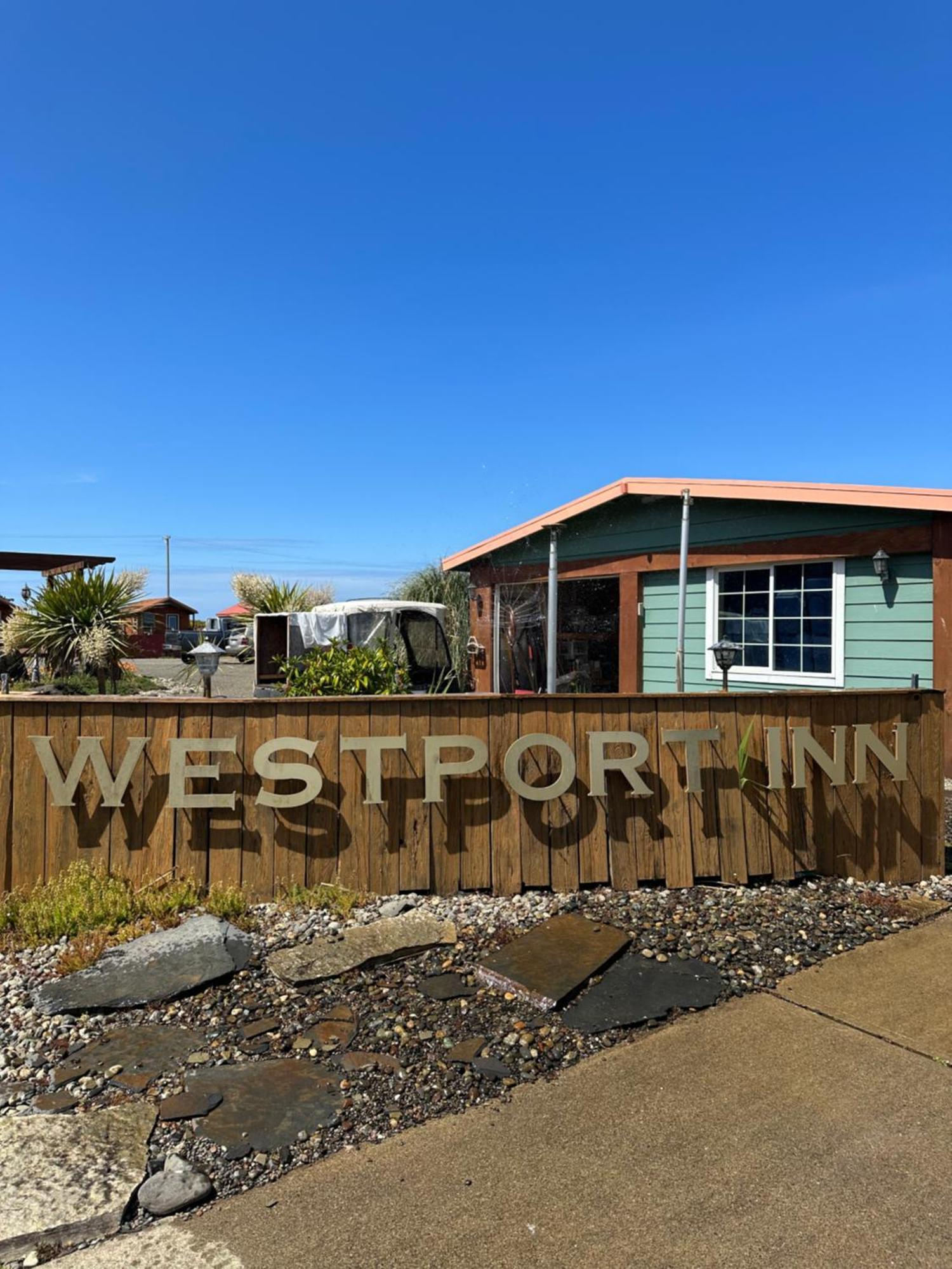 Westport Inn ภายนอก รูปภาพ